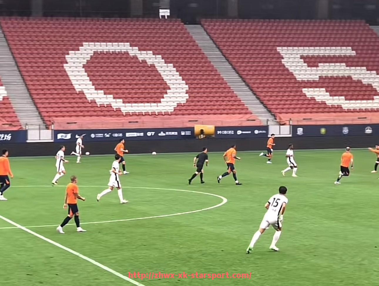 星空体育-法甲球队进攻策略评估及赛季战术调整建议